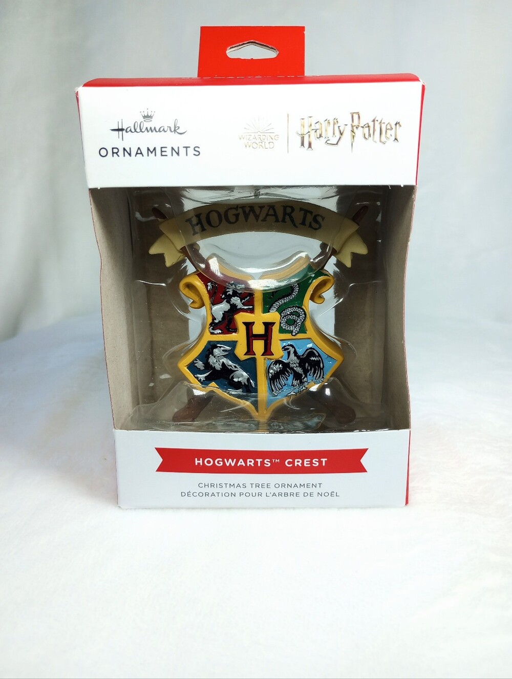 New Hallmark Ornament Harry Potter Hogwarts Crest Christmas Gift Collectible NWT
